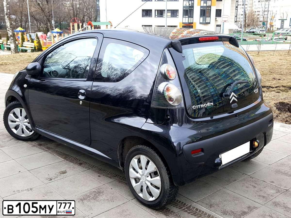 Фото автомобиля HYUNDAI IX35, 2014 — госномер М365УО60. Цвет: Серый