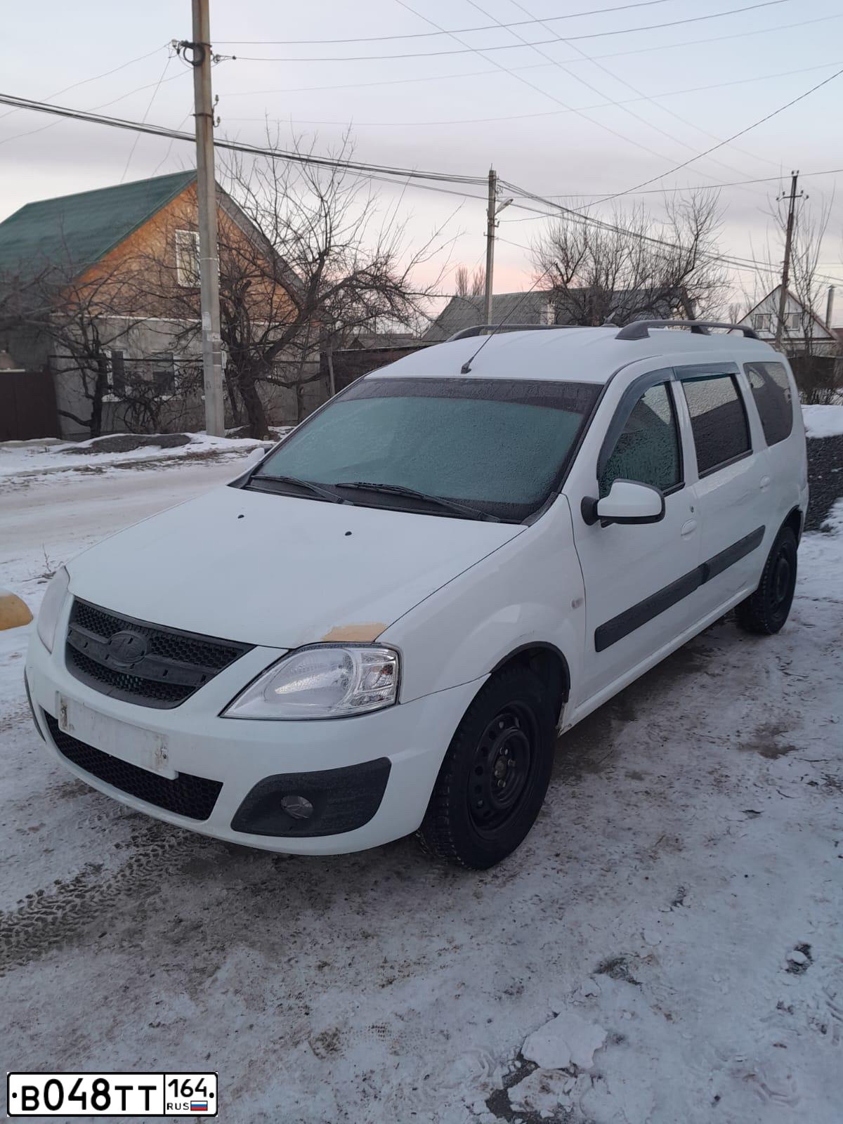 Фото автомобиля LADA LARGUS, 2013 — госномер К088ТР164. Цвет: Белый