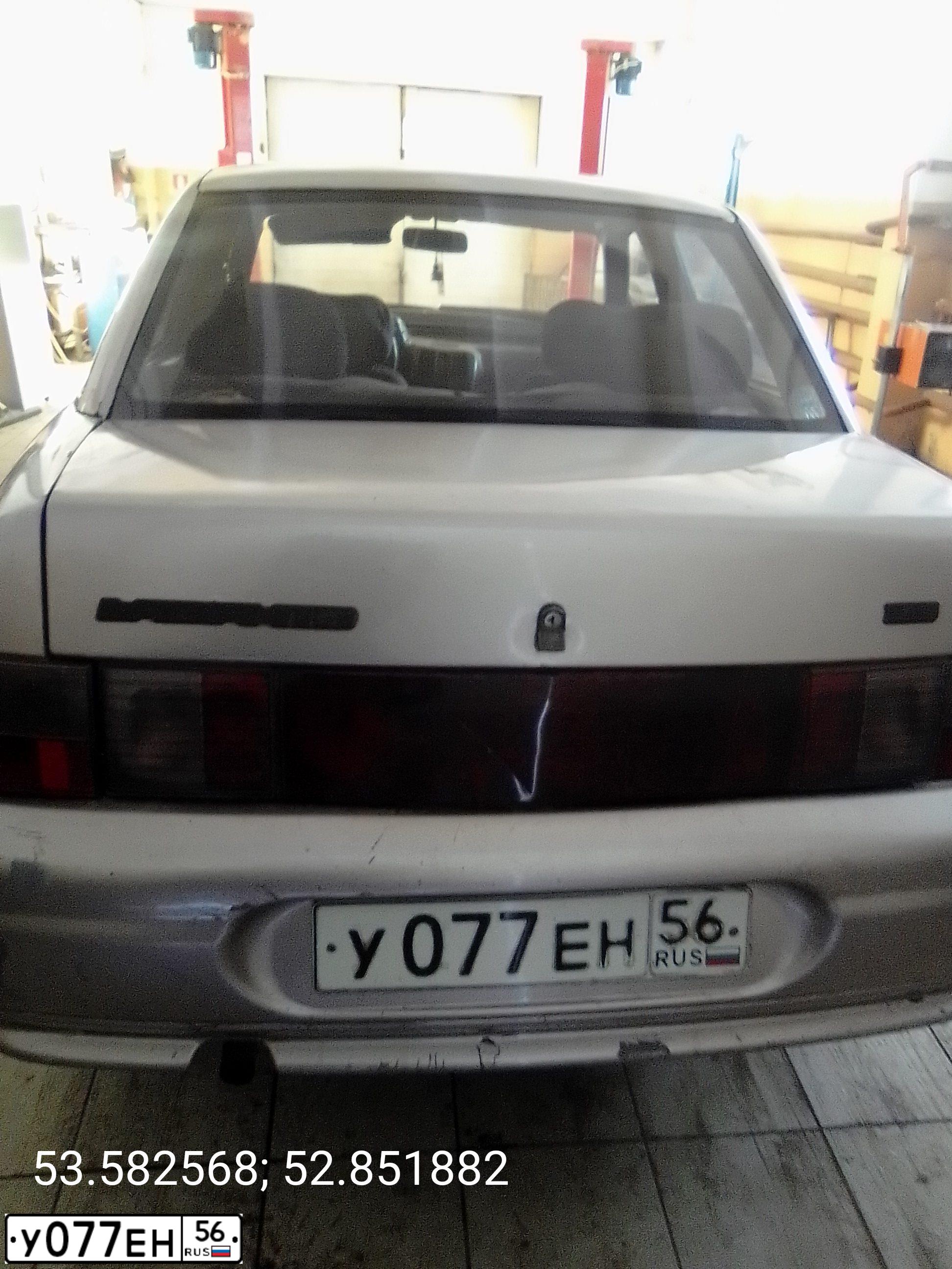Фото автомобиля LADA 2110, 2000 — госномер Е012ЕВ156. Цвет: РОЗОВЫЙ