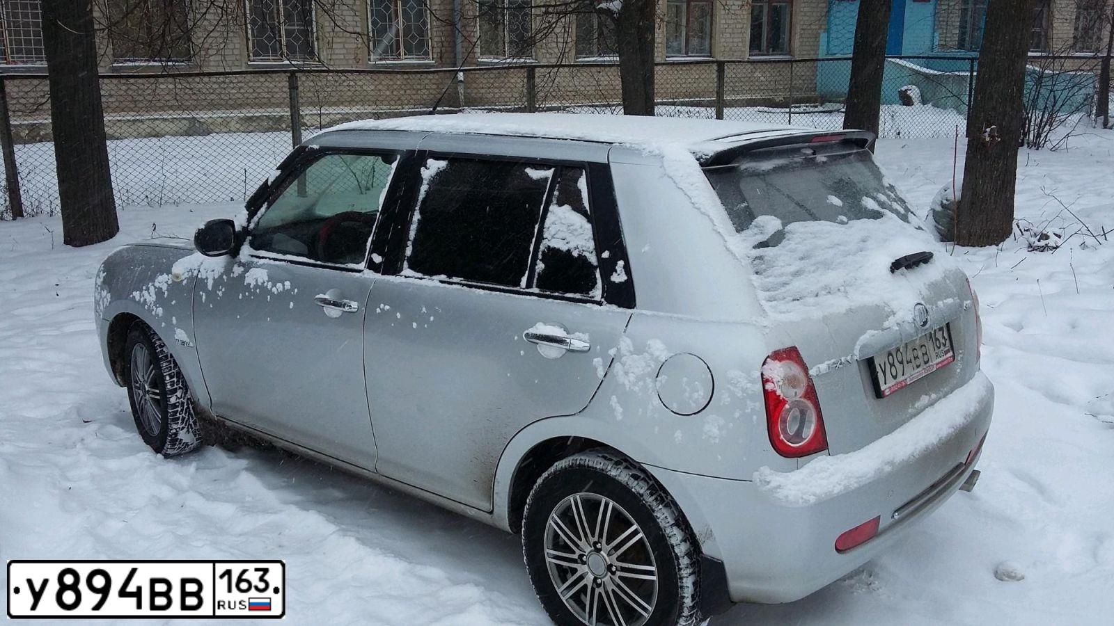 Фото автомобиля LIFAN SMILY, 2014 — госномер А090ХА12. Цвет: СЕРЕБРО