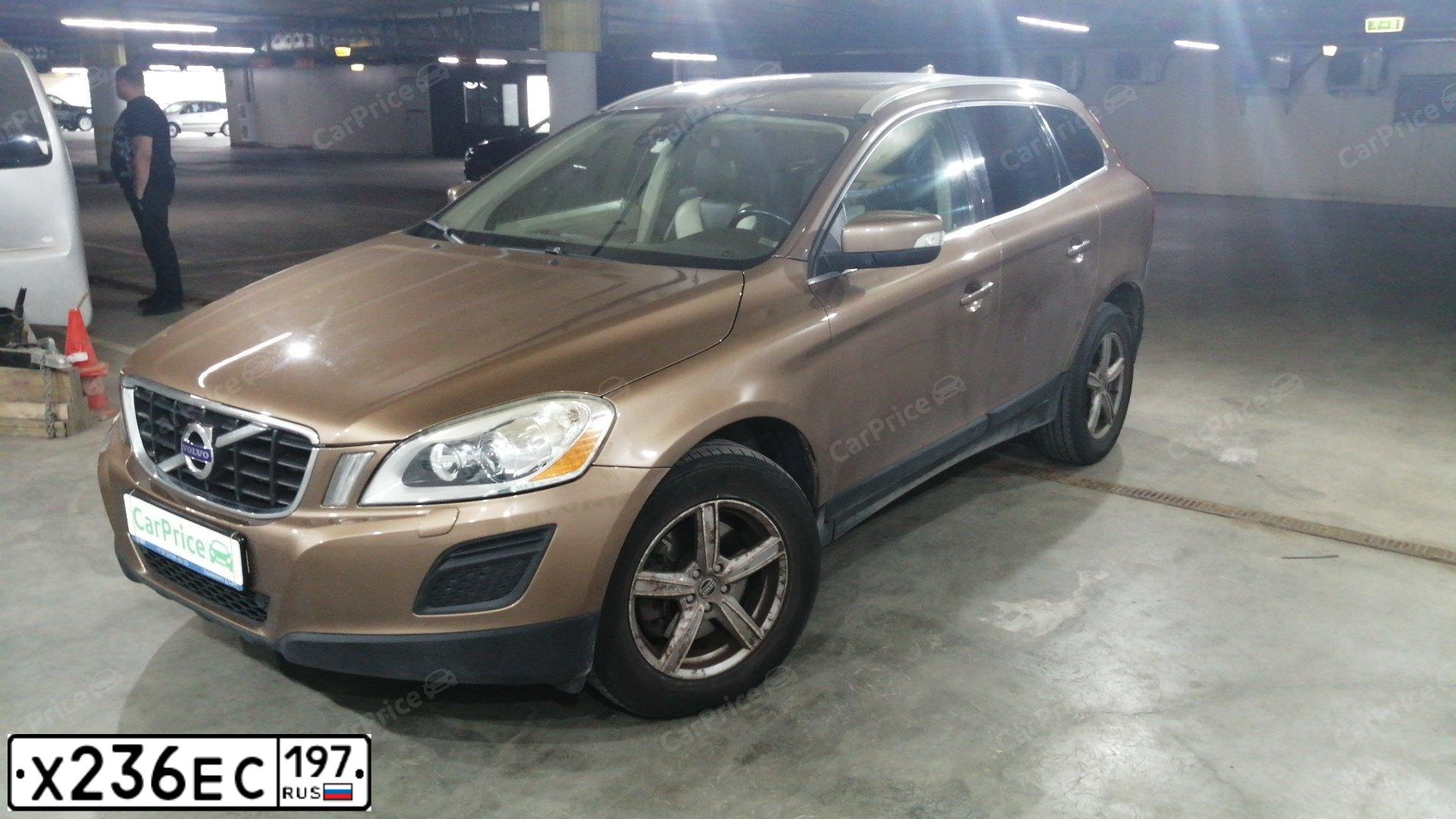 Фото автомобиля VOLVO XC60, 2010 — госномер О535ЕК198