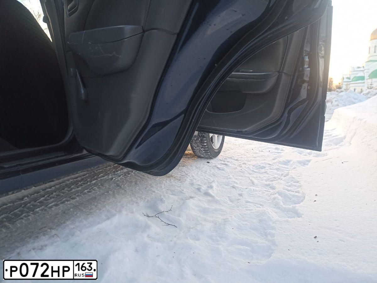 Фото автомобиля NISSAN ALMERA, 2012 — госномер Р072НР163. Цвет: синий