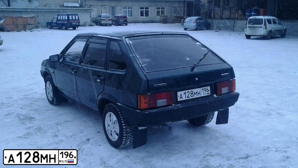 Фото автомобиля LADA 2109 SAMARA, 2003 — госномер А128МН196. Цвет: Темно-зеленый