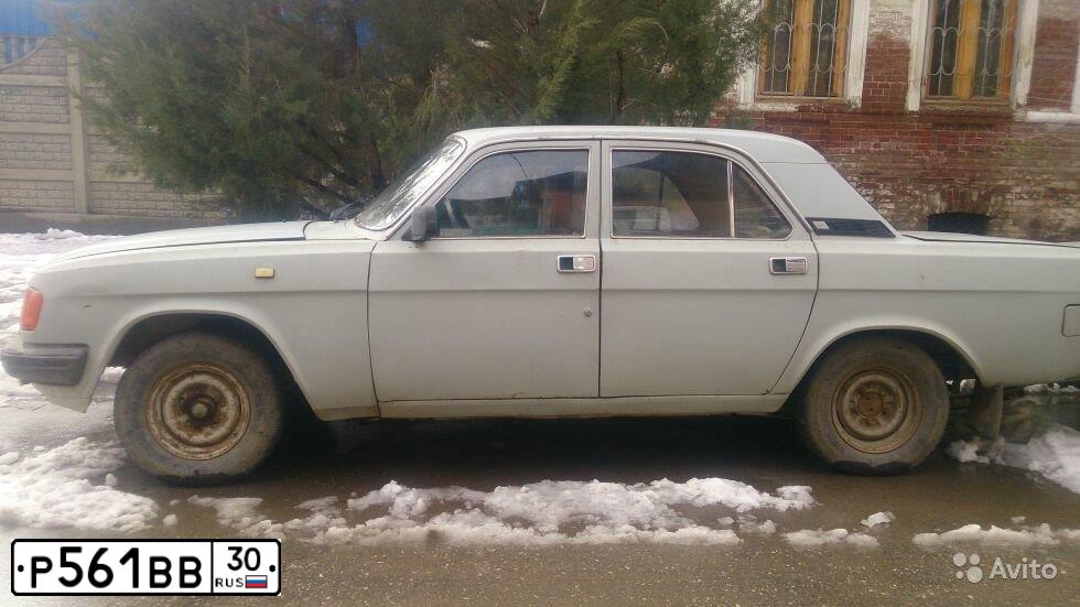 Фото автомобиля GAZ 3102 WOLGA, 1994 — госномер Т805АУ77. Цвет: СВЕТЛО-СЕРЫЙ