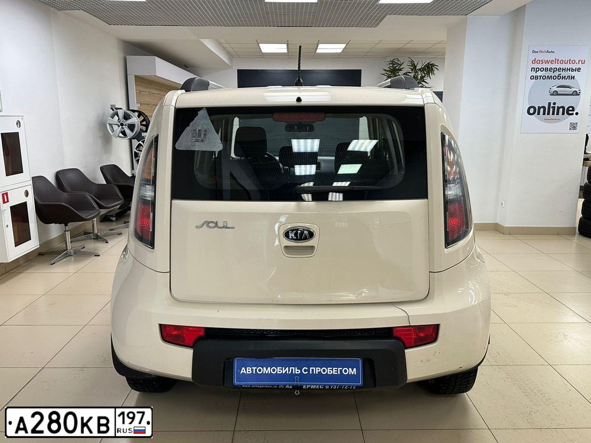 Фото автомобиля KIA SOUL, 2010 — госномер В209ТТ43. Цвет: БЕЖЕВЫЙ СВЕТЛЫЙ