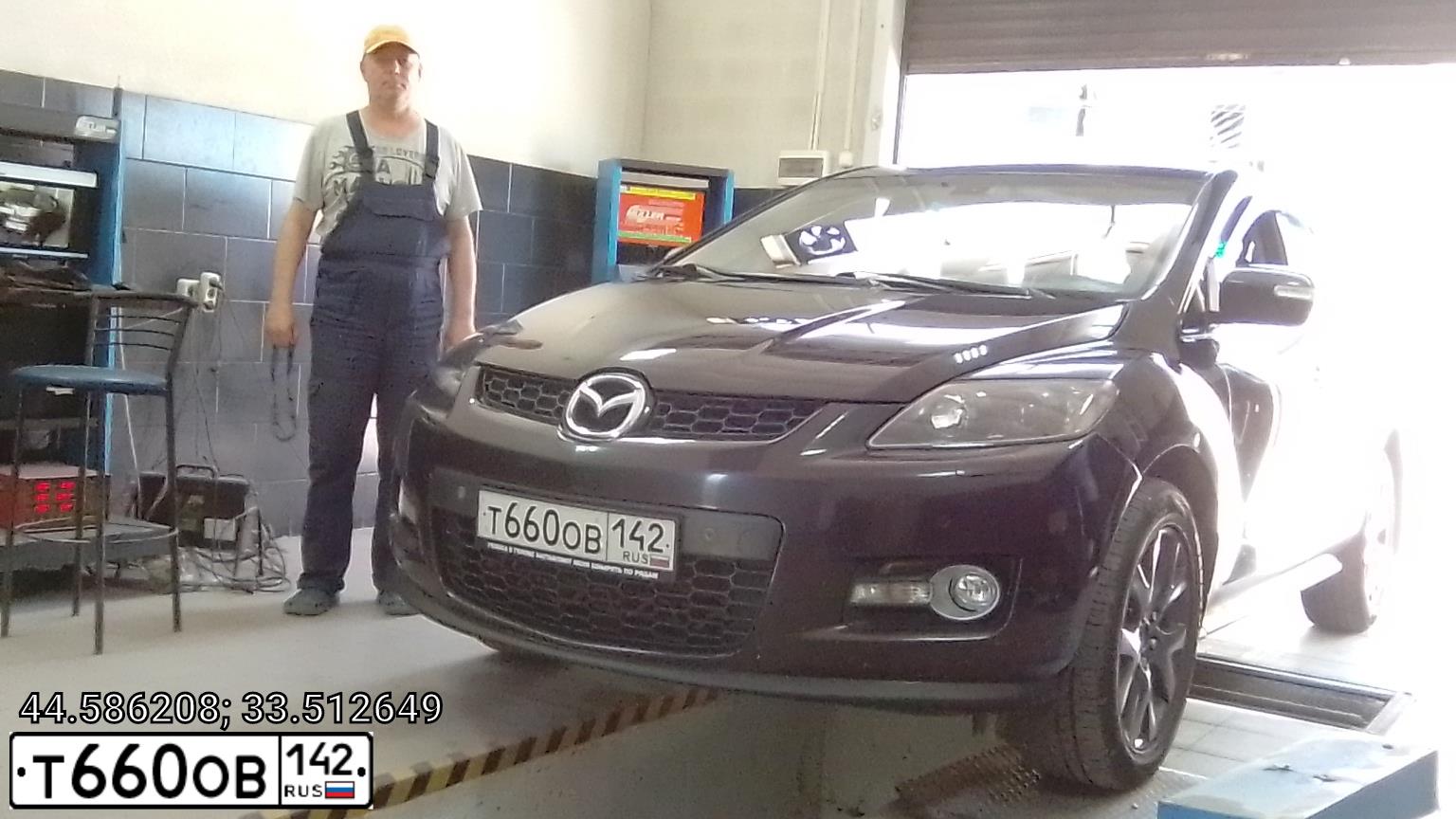 Фото автомобиля MAZDA CX-7, 2008 — госномер В769КР92. Цвет: ТЕМНО-ВИШНЕВЫЙ
