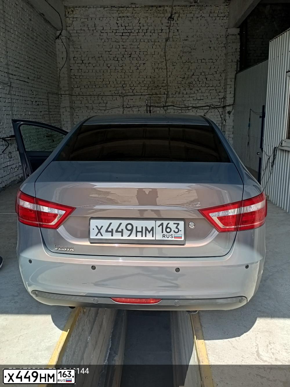 Фото автомобиля LADA VESTA, 2016 — госномер К493РВ164. Цвет: СЕРО-ГОЛУБОЙ