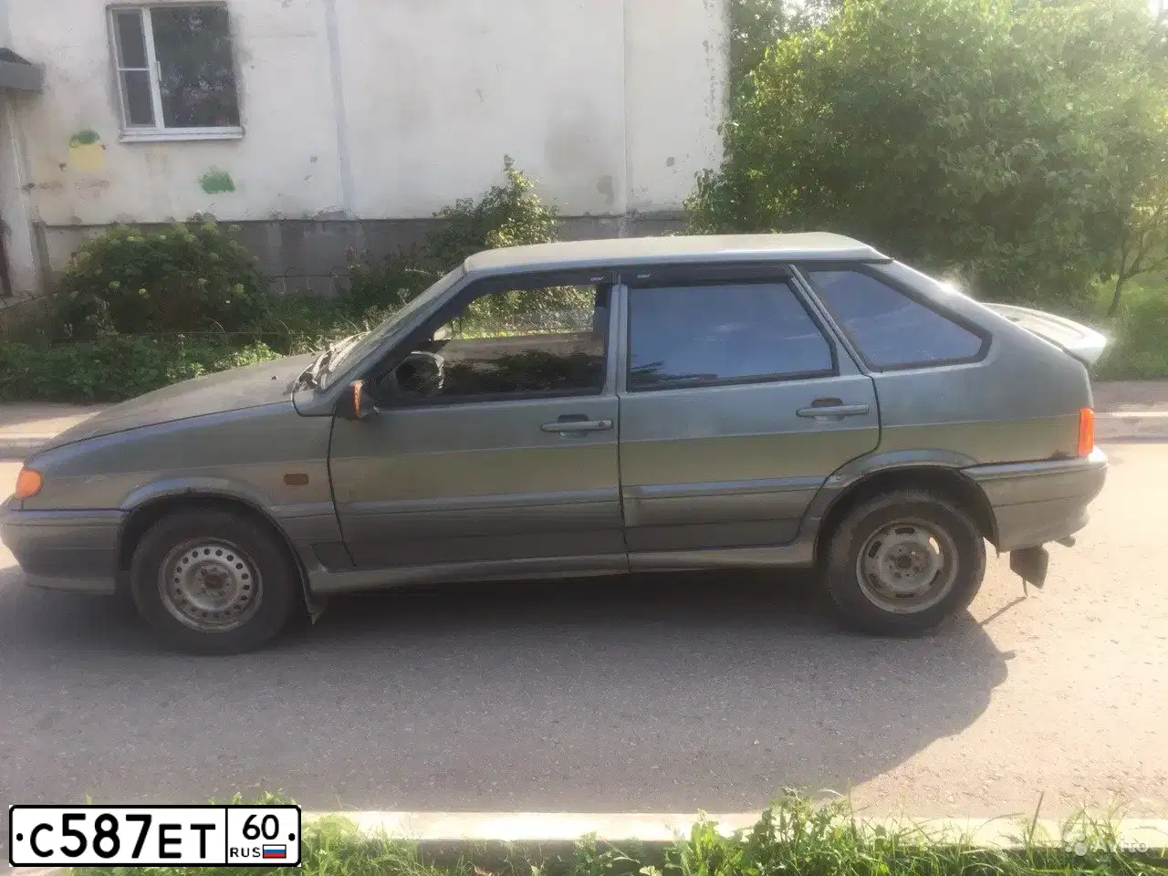 Фото автомобиля LADA 2114 SAMARA, 2005 — госномер Н977ТЕ69. Цвет: СЕРО-ЗЕЛЕНЫЙ