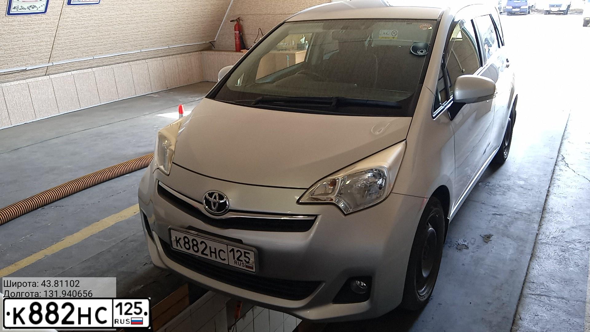 Фото автомобиля TOYOTA RACTIS, 2013 — госномер М152КМ763