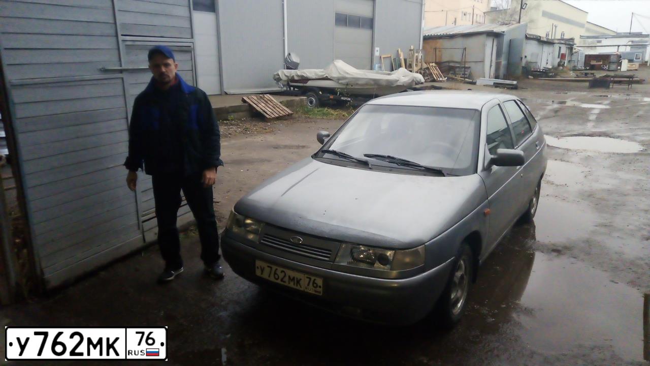 Фото автомобиля LADA 2112, 2008 — госномер У762МК76. Цвет: СЕРЫЙ