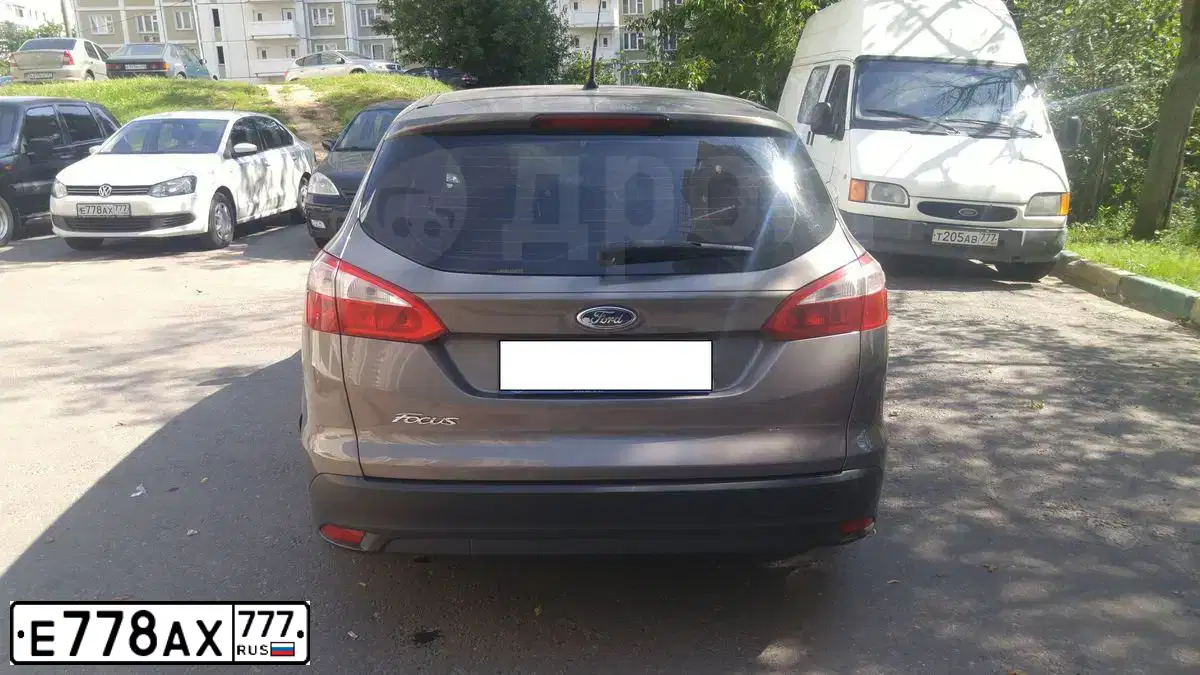 Фото автомобиля VOLKSWAGEN POLO, 2013 — госномер Е778АХ777. Цвет: БЕЛЫЙ