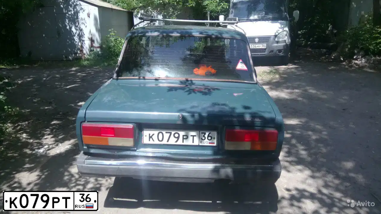 Фото автомобиля LADA 2107 LADA, 2002 — госномер Е277УК36. Цвет: Сине-зеленый