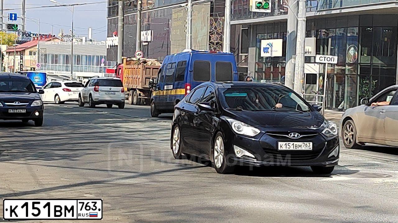 Фото автомобиля HYUNDAI I40, 2012 — госномер К151ВМ763. Цвет: синий
