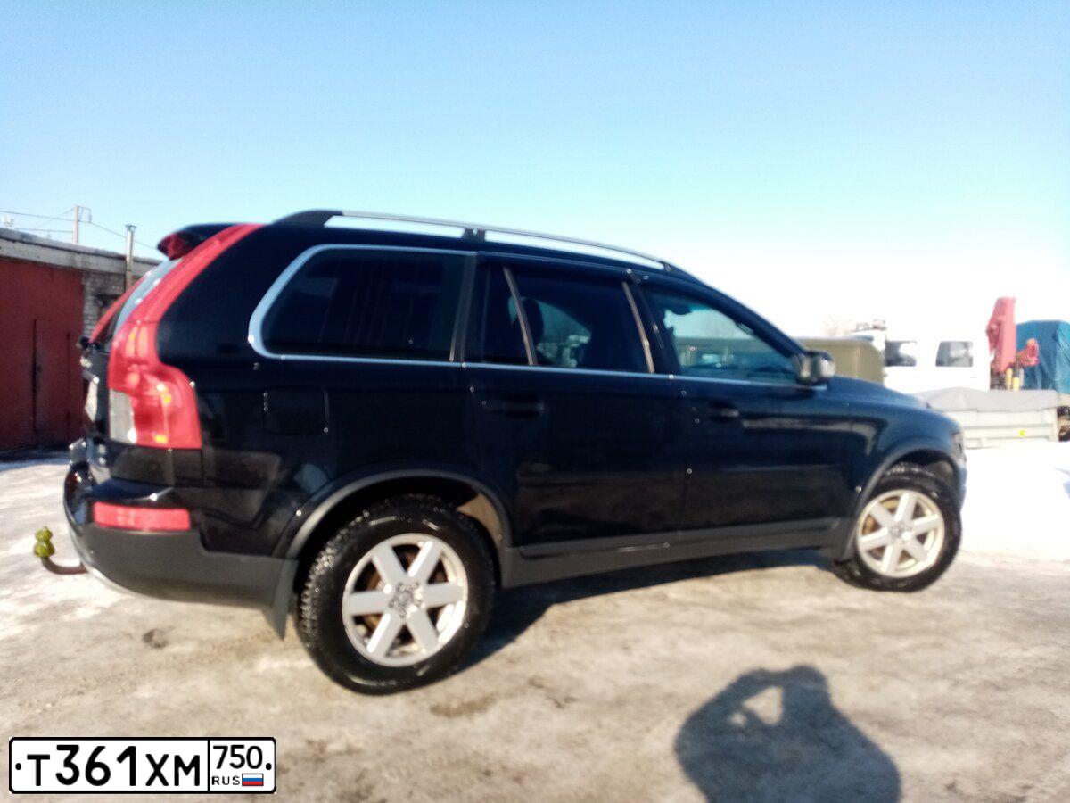 Фото автомобиля VOLVO XC90, 2010 — госномер С171КТ190. Цвет: ЧЕРНЫЙ
