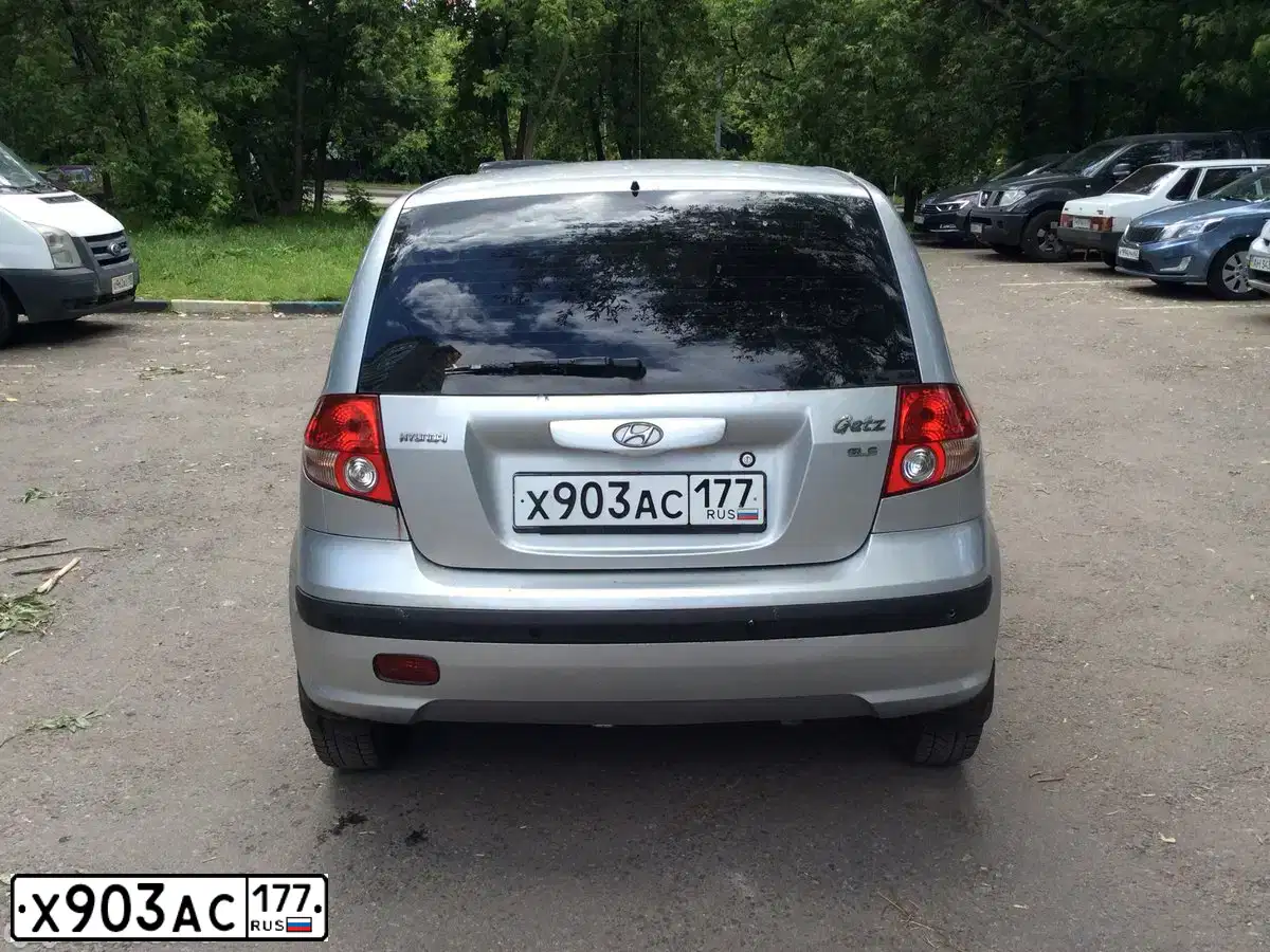 Фото автомобиля HYUNDAI GETZ, 2005 — госномер С947НМ750. Цвет: СЕРЫЙ