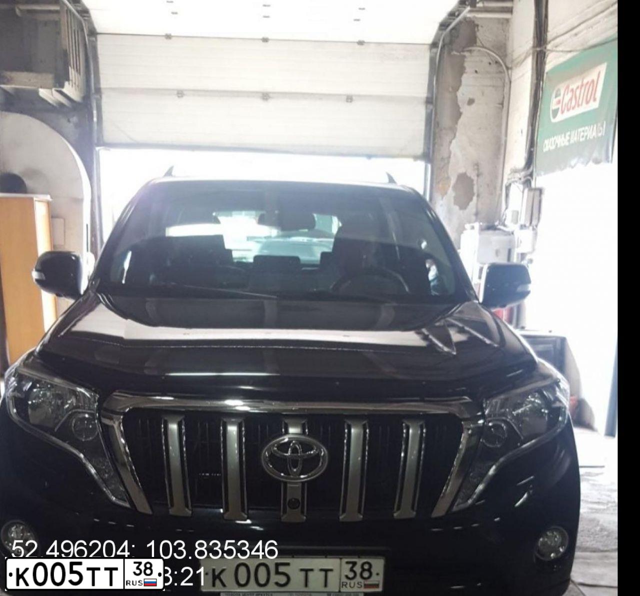 Фото автомобиля TOYOTA LANDCRUISER, 2015 — госномер К005ТТ38. Цвет: ЧЕРНЫЙ