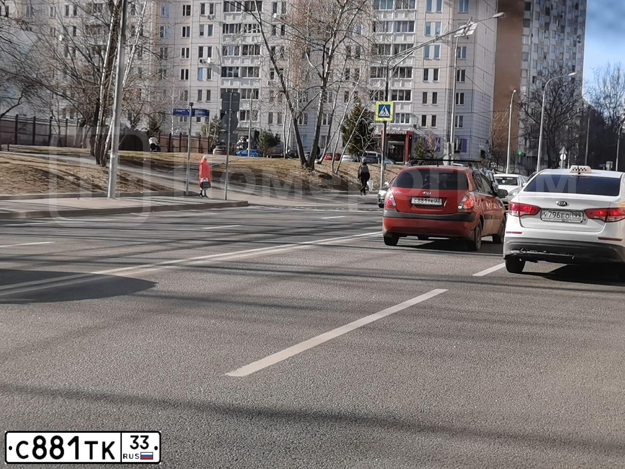 Фото автомобиля KIA RIO, 2006 — госномер С881ТК33. Цвет: Красный