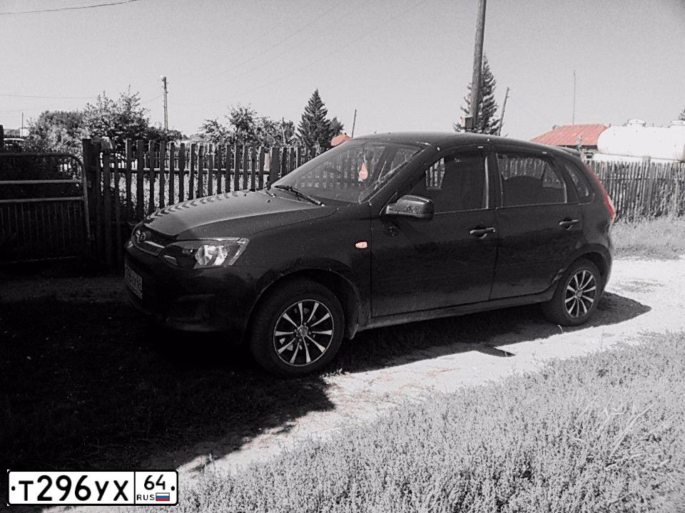 Фото автомобиля LADA 2192 KALINA, 2014 — госномер Т296УХ64. Цвет: СИНИЙ