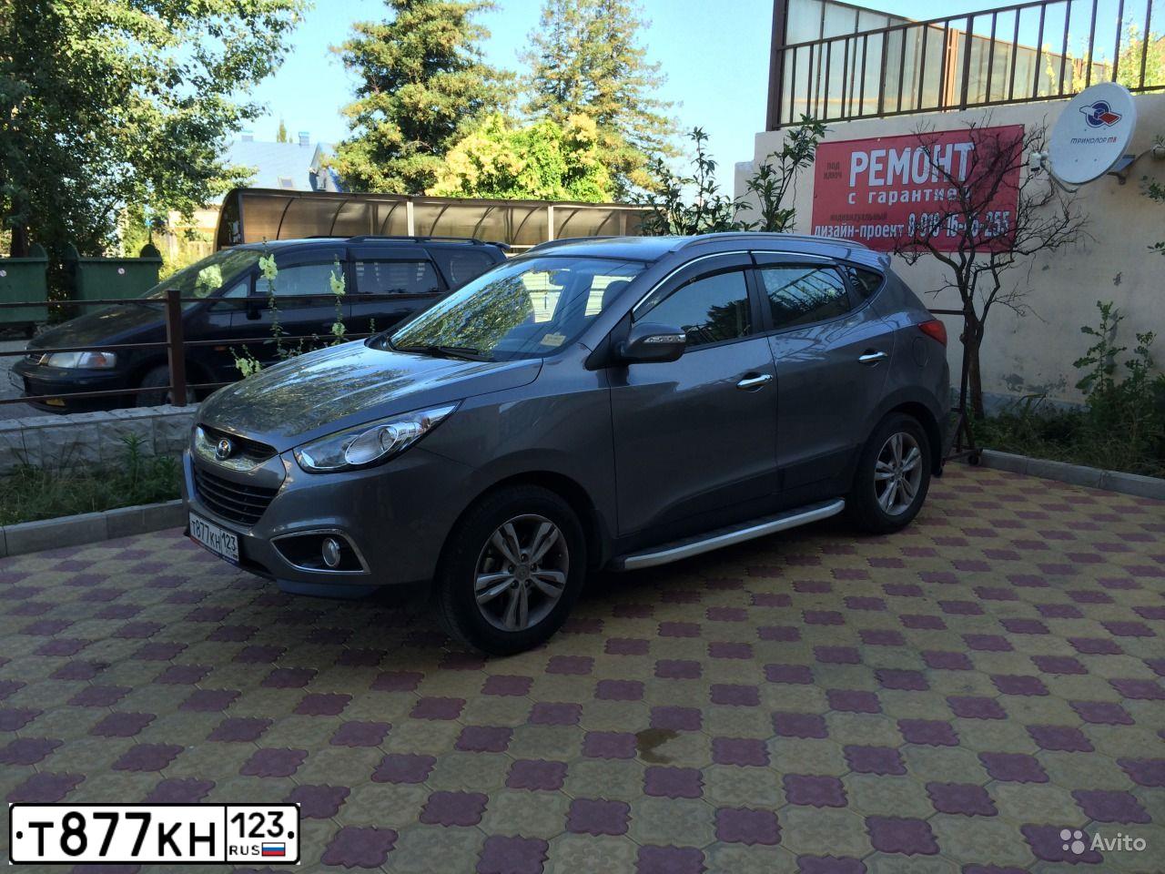Фото автомобиля HYUNDAI IX35, 2012 — госномер М982МС82. Цвет: Серый
