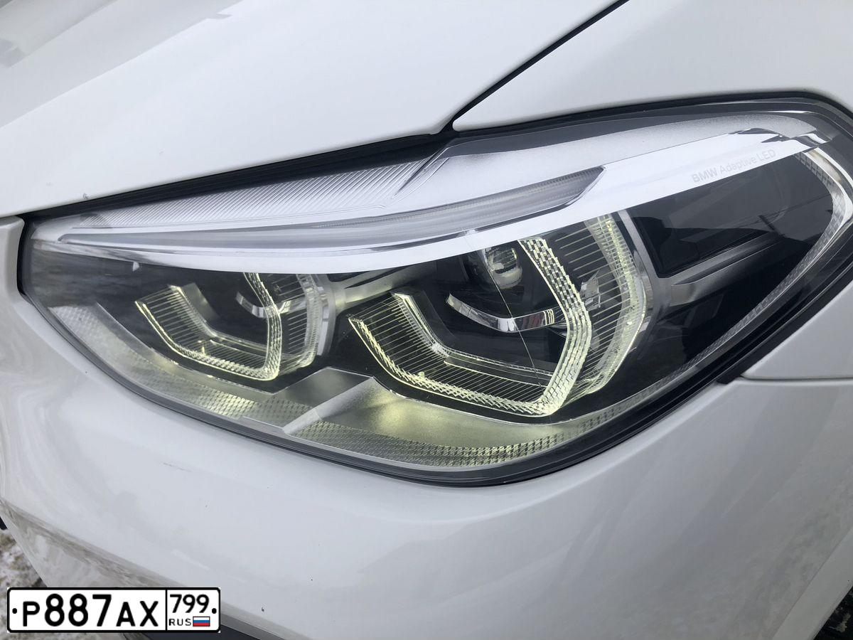 Фото автомобиля BMW X3, 2017 — госномер М418АН763. Цвет: Белый