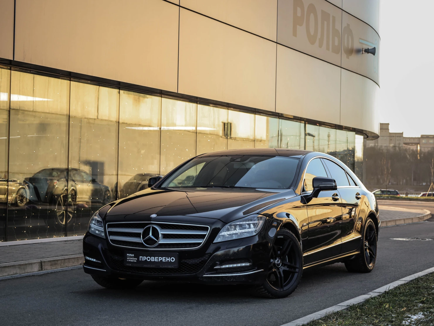 Фото автомобиля MERCEDES CLS-KLASSE, 2012 — госномер А034МО190. Цвет: ЧЕРНЫЙ
