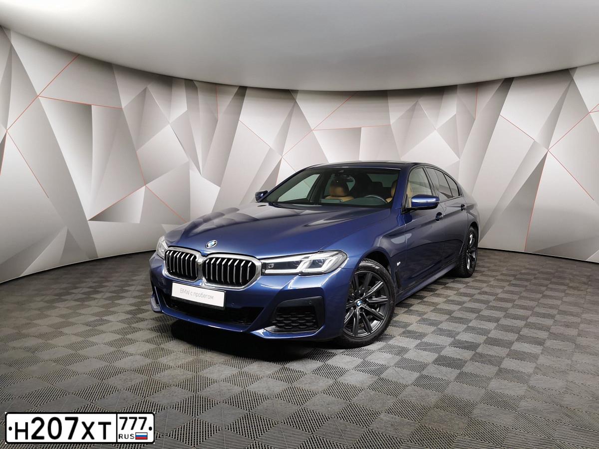 Фото автомобиля BMW SERIE 3, 2017 — госномер Р820НР30. Цвет: синий