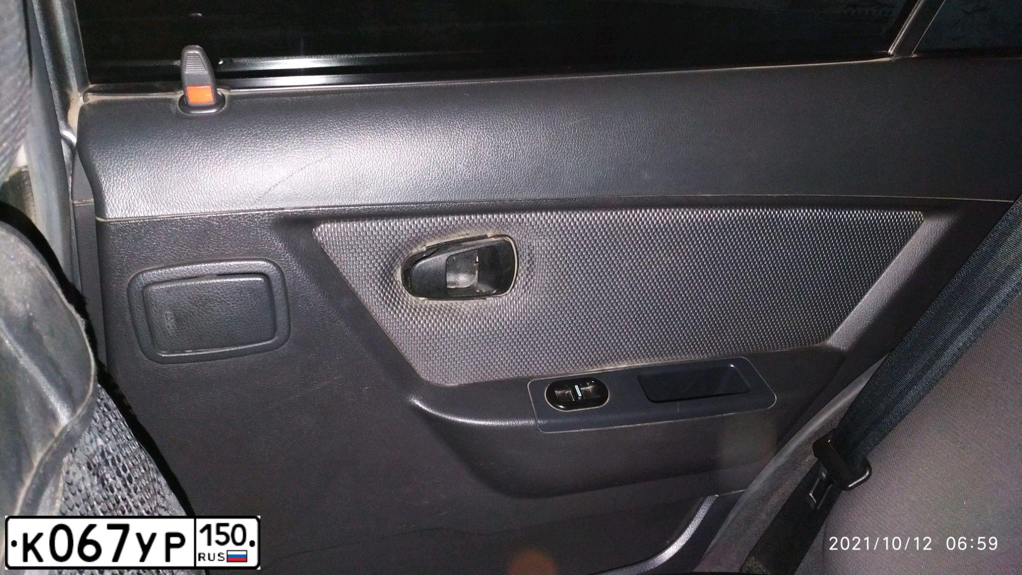 Фото автомобиля DAEWOO NEXIA, 2012 — госномер С525АЕ193. Цвет: СВЕТЛО-СЕРЫЙ