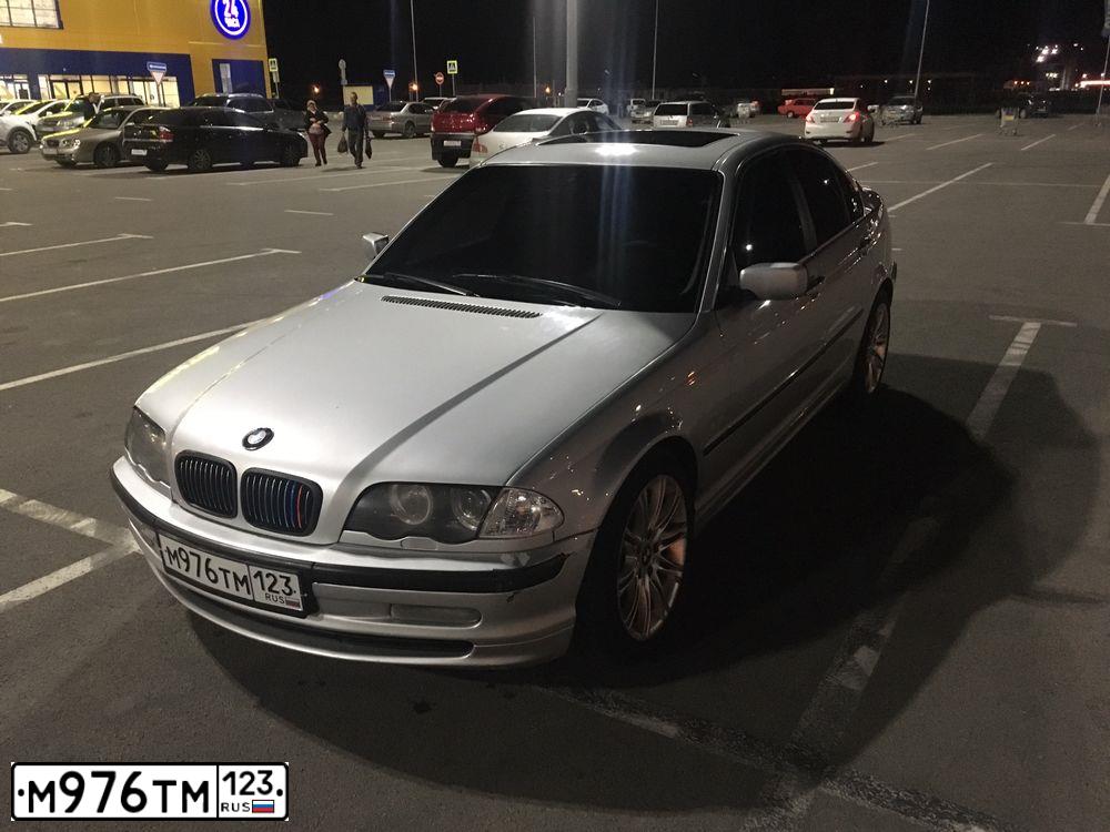 Фото автомобиля BMW 325I, 2001 — госномер С840АМ126. Цвет: СНЕЖНАЯ КОРОЛЕВА