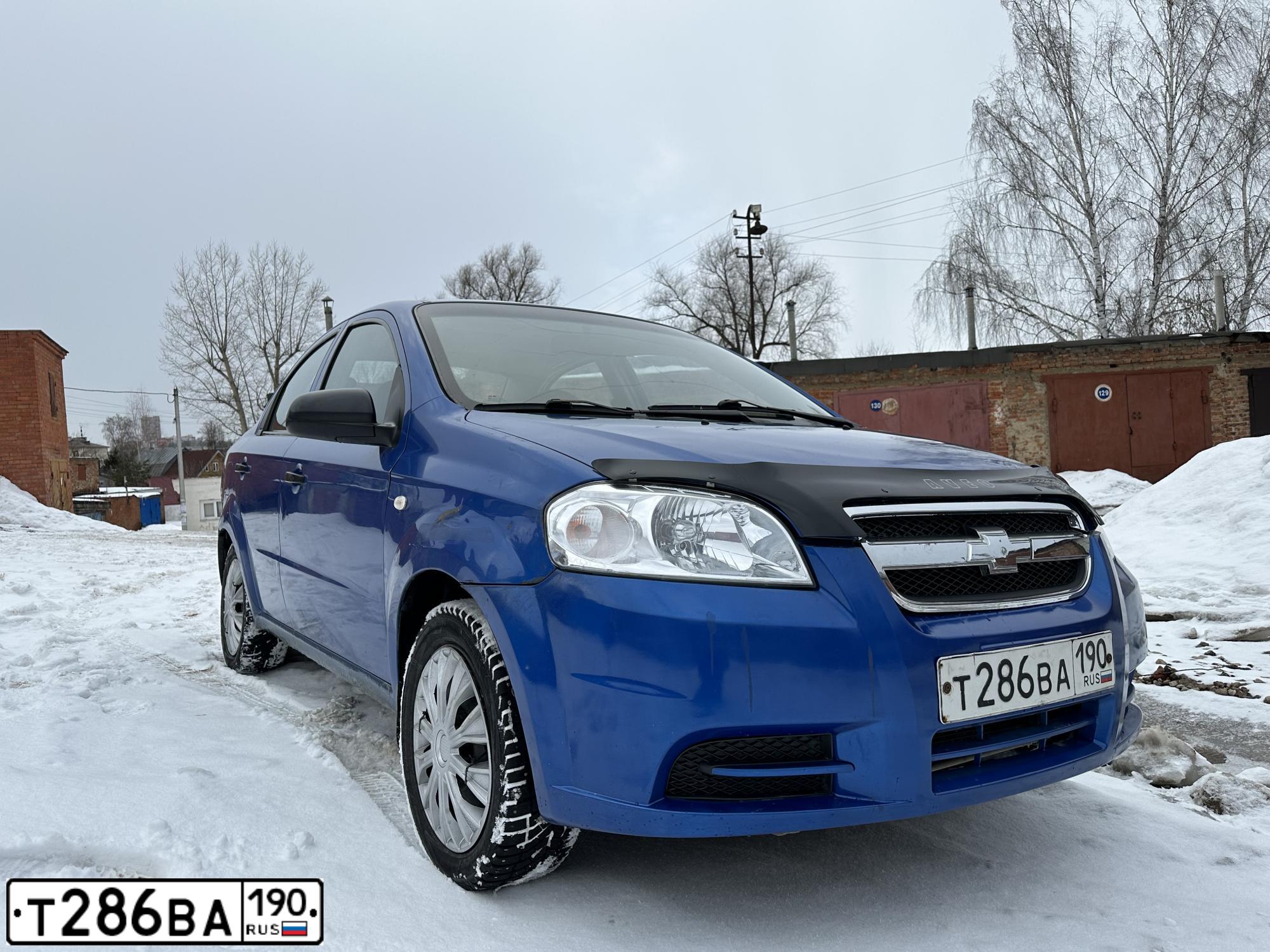 Фото автомобиля CHEVROLET AVEO, 2009 — госномер О098НС71. Цвет: синий
