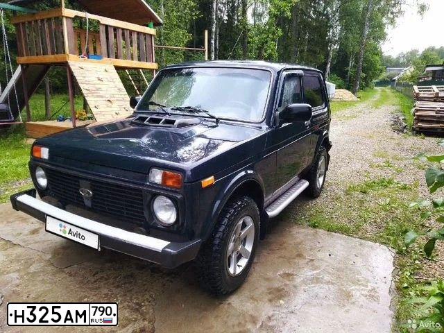Фото автомобиля LADA 2121 NIVA, 2012 — госномер Н325АМ790. Цвет: Темно-зеленый