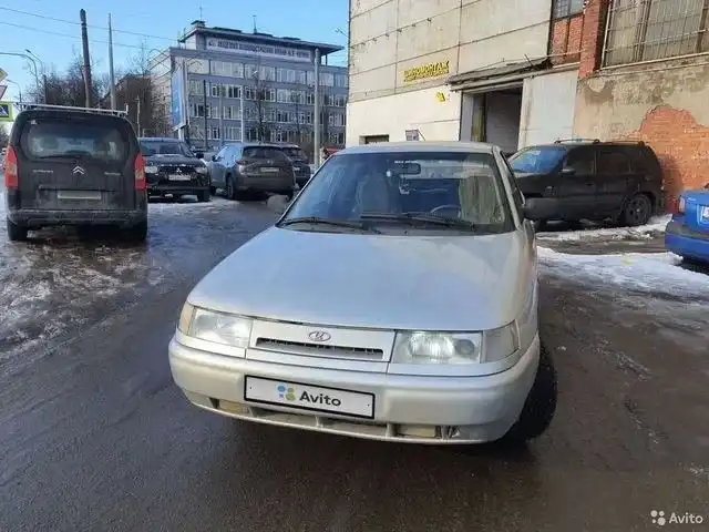 Фото автомобиля LADA 2112 LADA, 2007 — госномер О113ТН198. Цвет: СВЕТЛО-СЕРЕБРИСТЫЙ МЕТАЛЛ