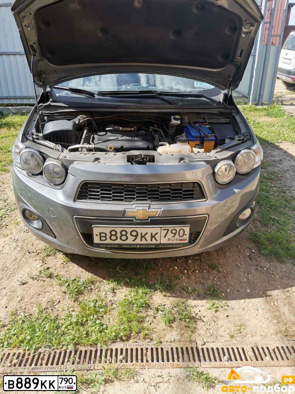 Фото автомобиля CHEVROLET AVEO, 2014 — госномер В889КК790. Цвет: СЕРЫЙ МЕТАЛЛИК
