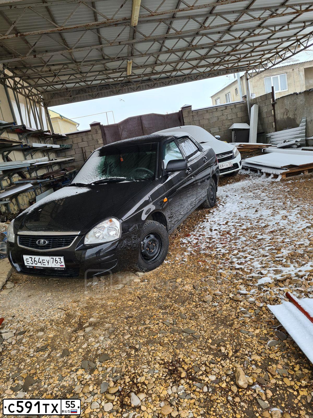 Фото автомобиля NISSAN NOTE, 2008 — госномер С591ТХ55. Цвет: СЕРЫЙ