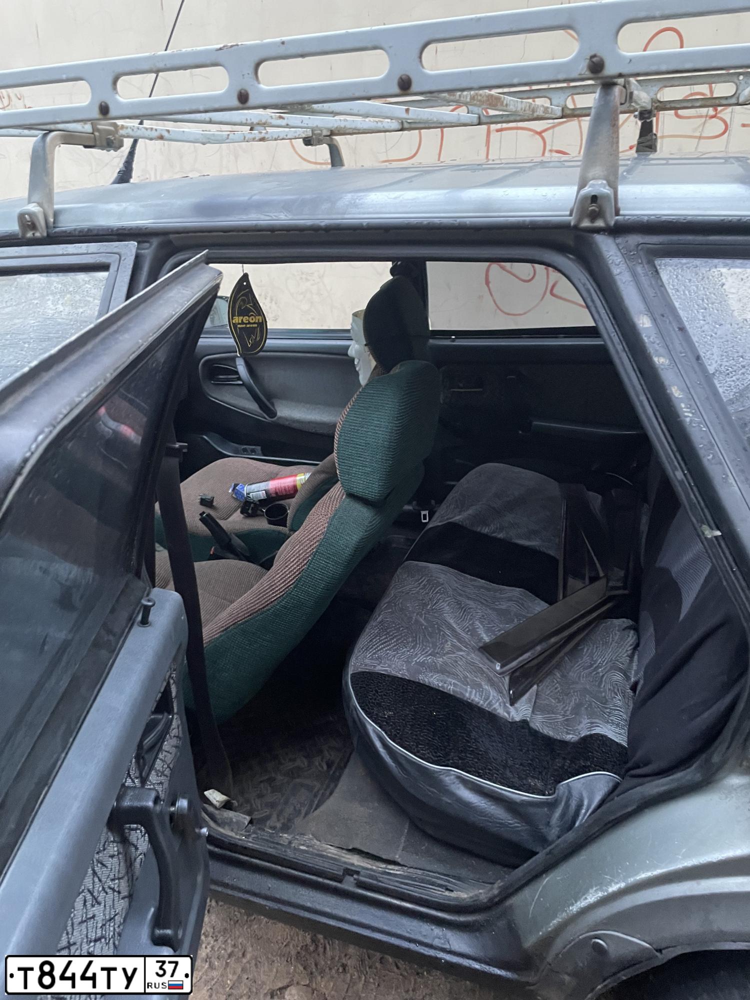 Фото автомобиля LADA 2109 SAMARA, 1996 — госномер Т844ТУ37. Цвет: Серый