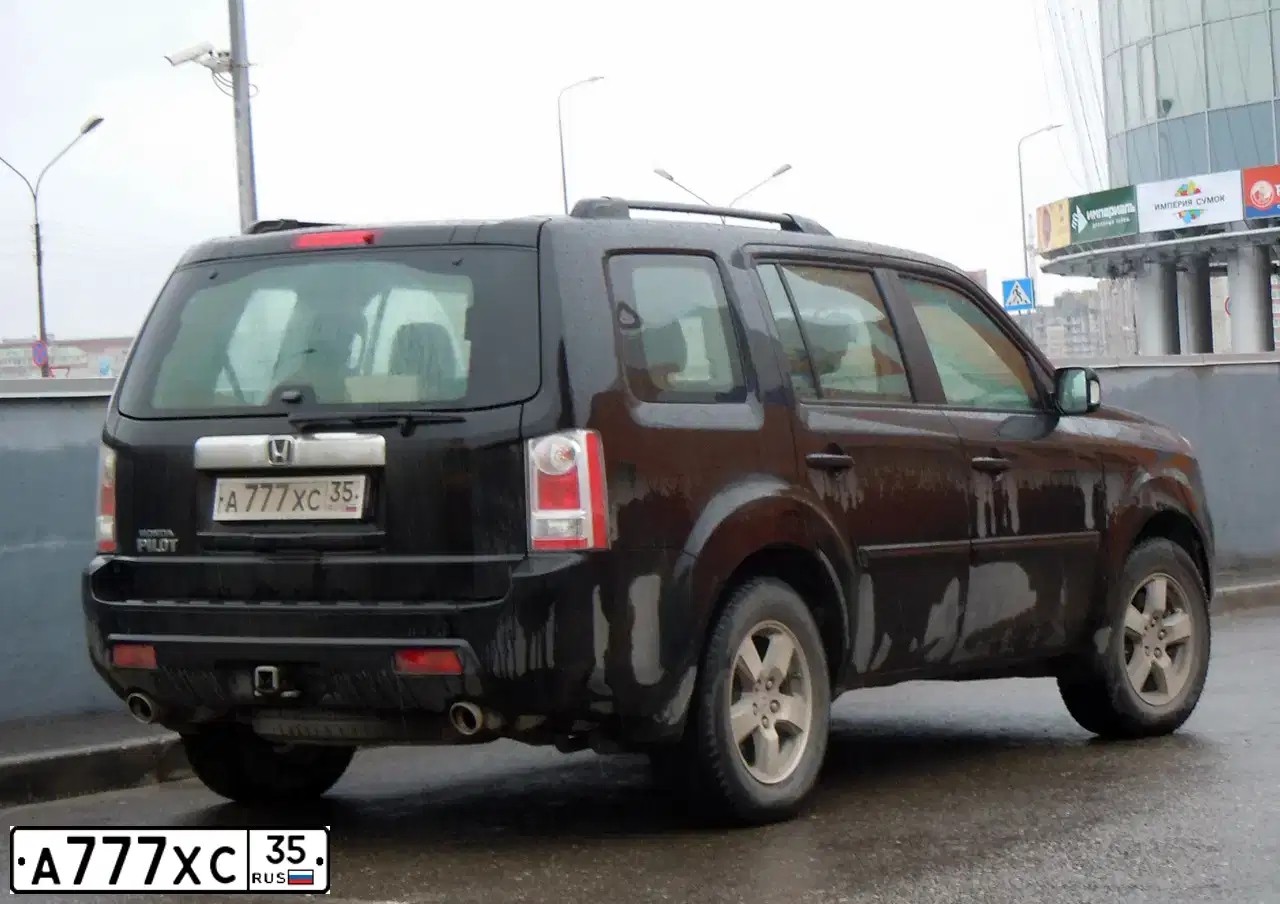 Фото автомобиля HONDA PILOT, 2008 — госномер М753АУ180. Цвет: ЧЕРНЫЙ