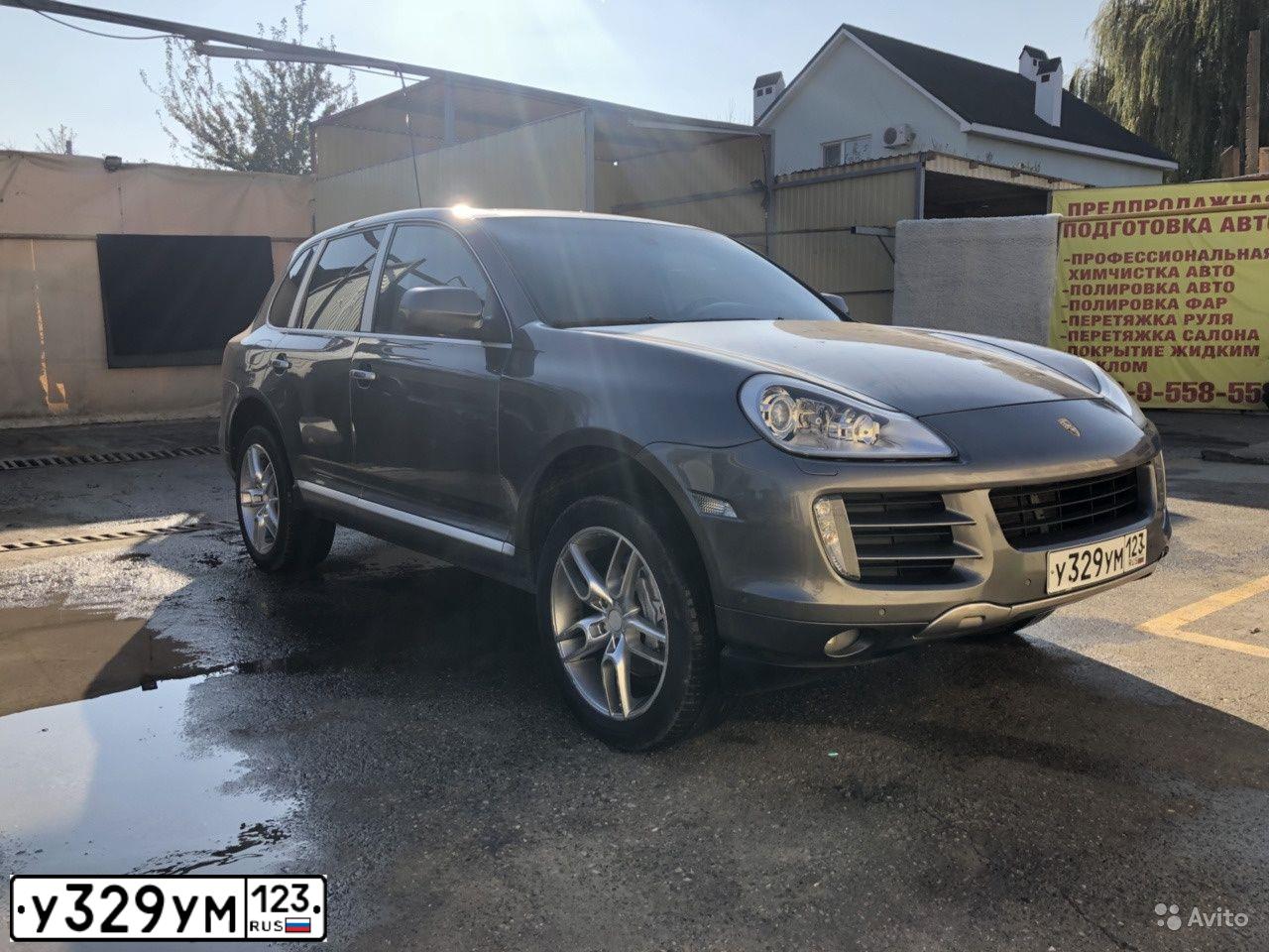 Фото автомобиля PORSCHE CAYENNE, 2007 — госномер У260ВХ152. Цвет: СЕРЫЙ