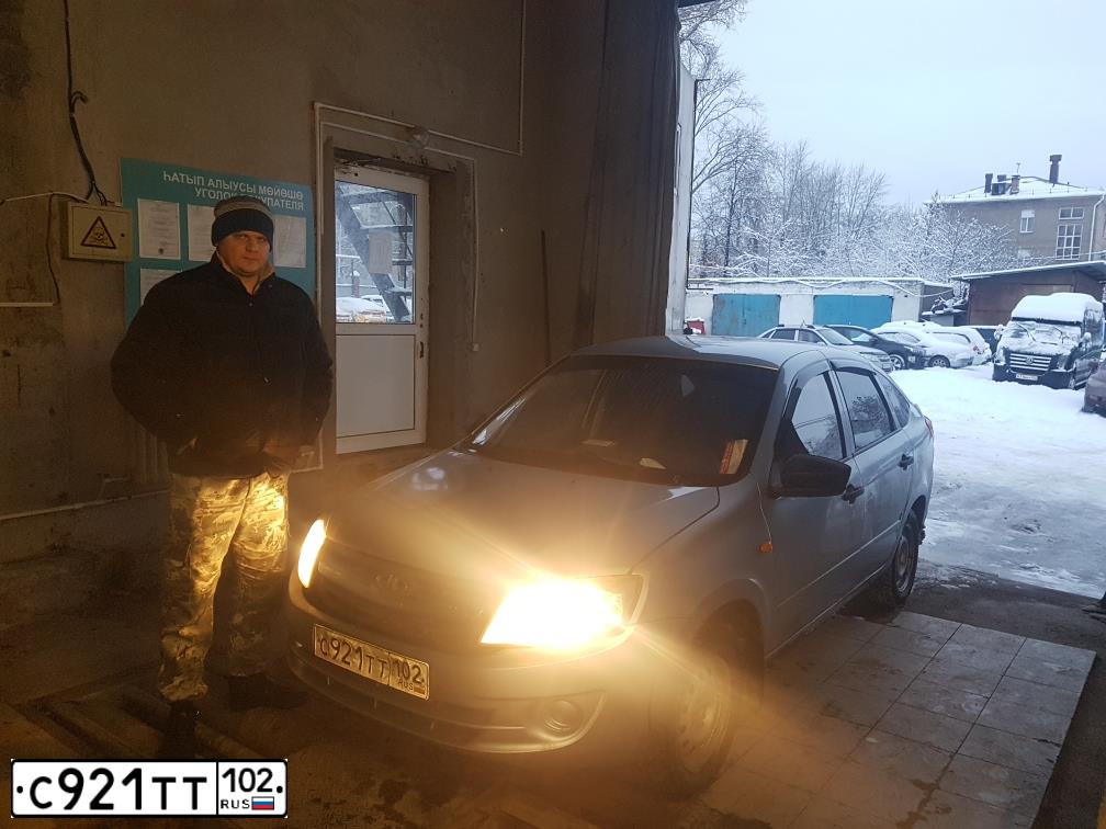 Фото автомобиля LADA 2191 GRANTA, 2015 — госномер С921ТТ102. Цвет: ГОЛУБОЙ