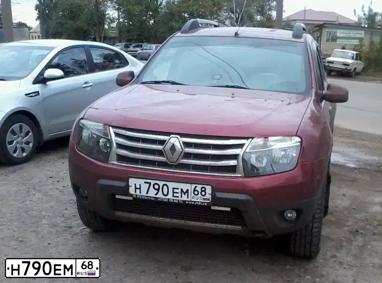 Фото автомобиля RENAULT DUSTER, 2012 — госномер Н790ЕМ68. Цвет: КРАСНЫЙ
