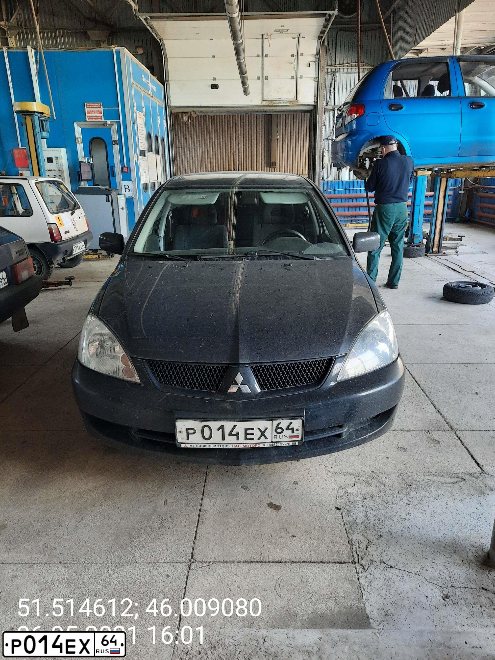 Фото автомобиля MITSUBISHI LANCER, 2007 — госномер Р014ЕХ64. Цвет: ЧЕРНЫЙ