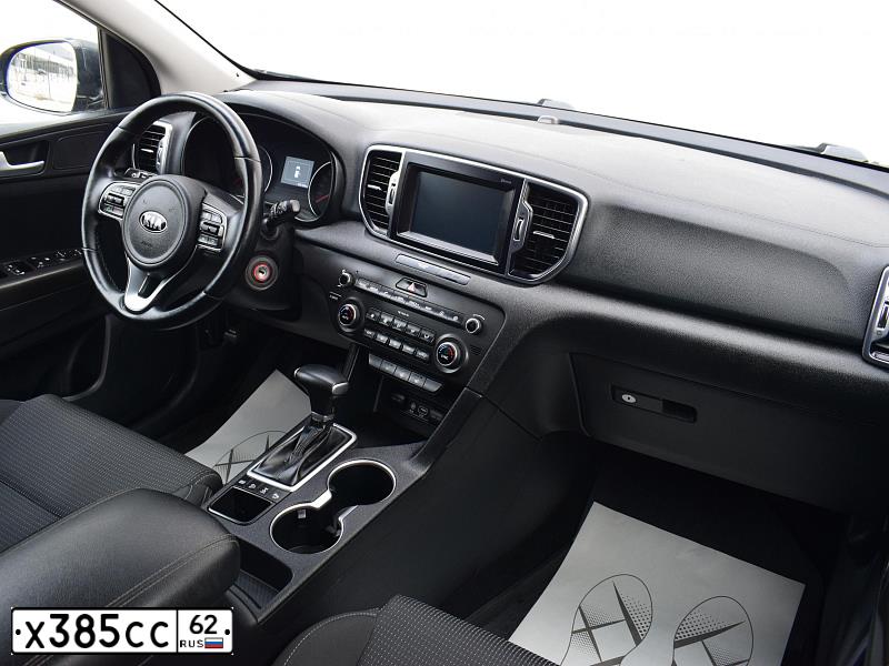 Фото автомобиля KIA SPORTAGE, 2017 — госномер Х385СС62. Цвет: Серый