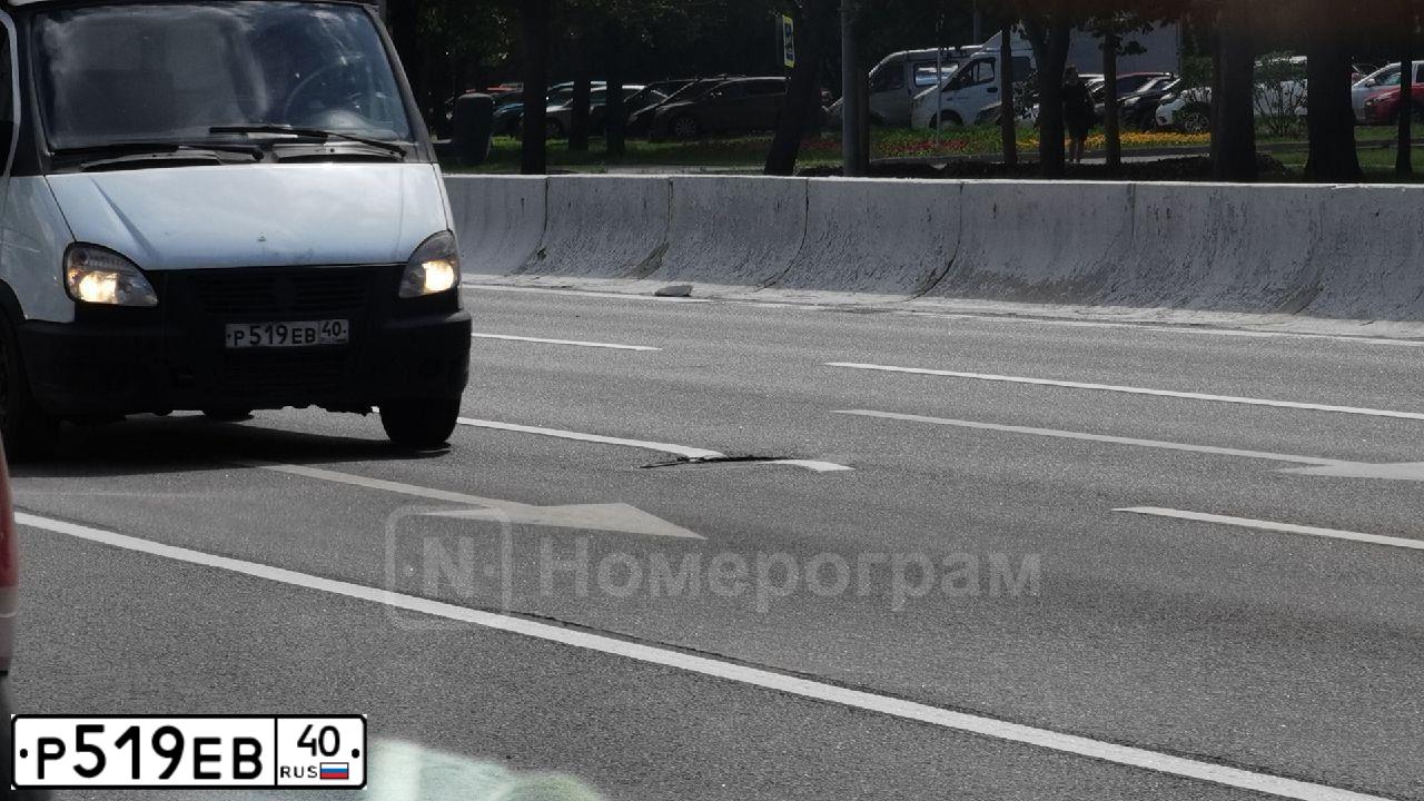 Фото автомобиля DAEWOO MATIZ, 2010 — госномер А040АЕ550. Цвет: Бледно-Черный