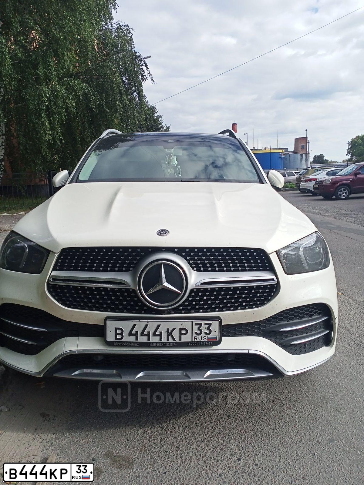 Фото автомобиля MERCEDES GLE-KLASSE, 2016 — госномер Х436РК33. Цвет: ЧЕРНЫЙ