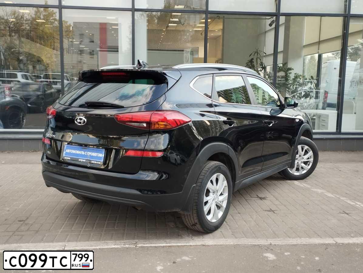 Фото автомобиля HYUNDAI TUCSON, 2019 — госномер С099ТС799. Цвет: ЧЕРНЫЙ