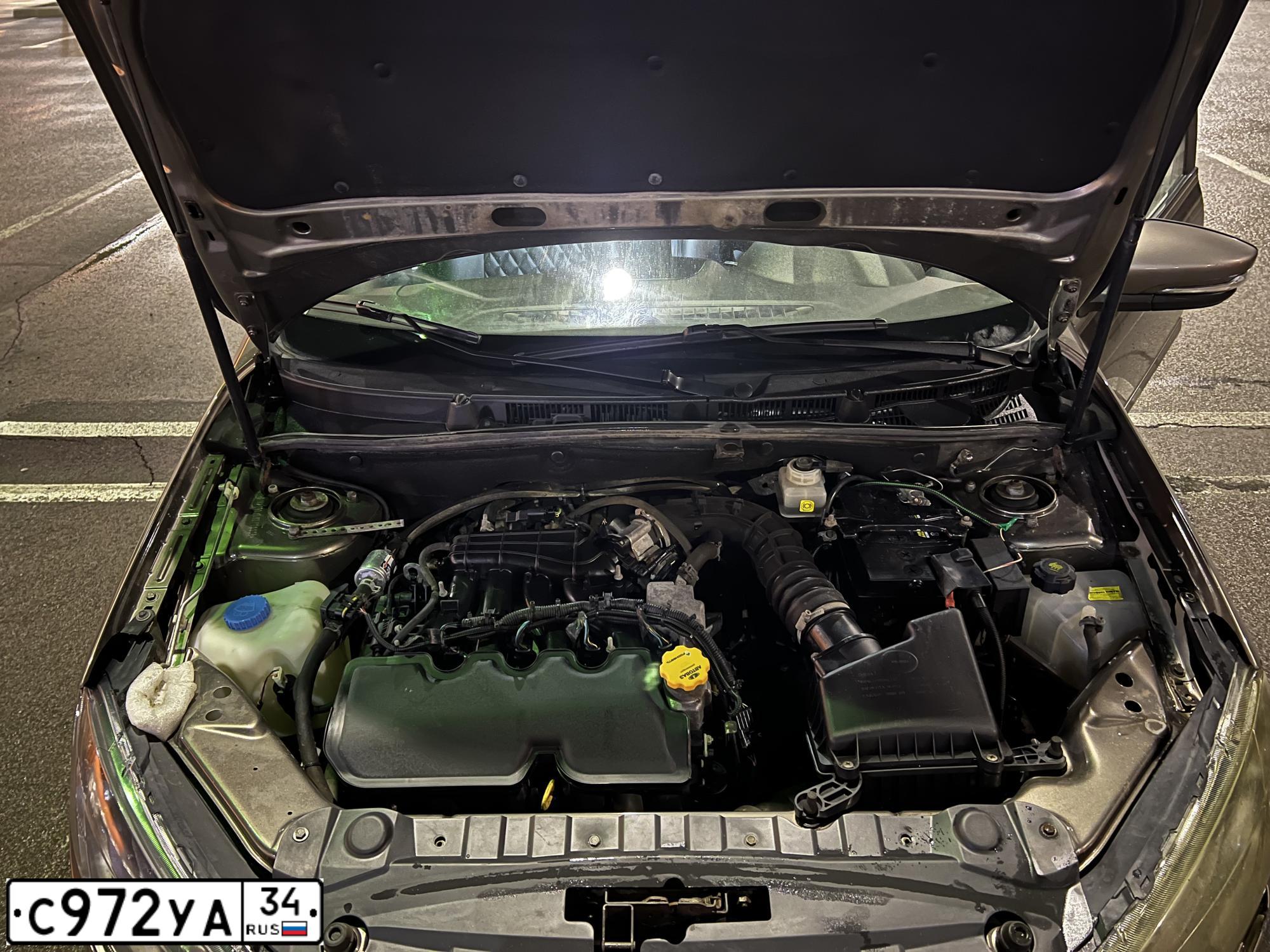 Фото автомобиля LADA 2112 LADA, 2007 — госномер А012МУ34. Цвет: СИНЕ-ЧЕРНЫЙ