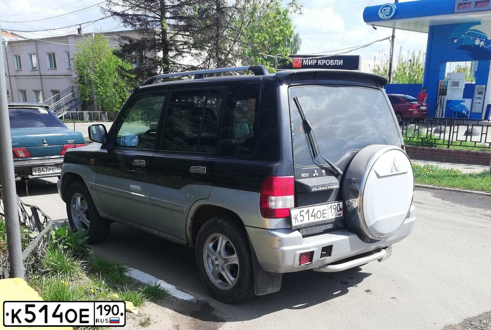 Фото автомобиля MITSUBISHI PAJERO PININ, 2005 — госномер К512ОЕ190. Цвет: ЧЕРНЫЙ