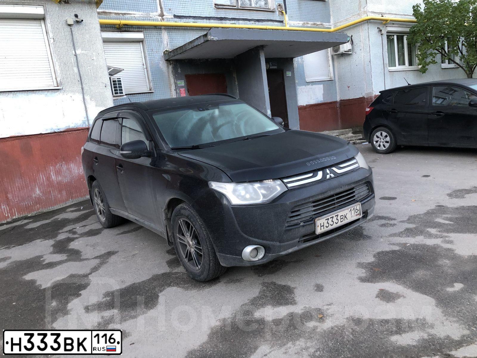 Фото автомобиля CHEVROLET AVEO, 2010 — госномер Н333ВК116. Цвет: Красный