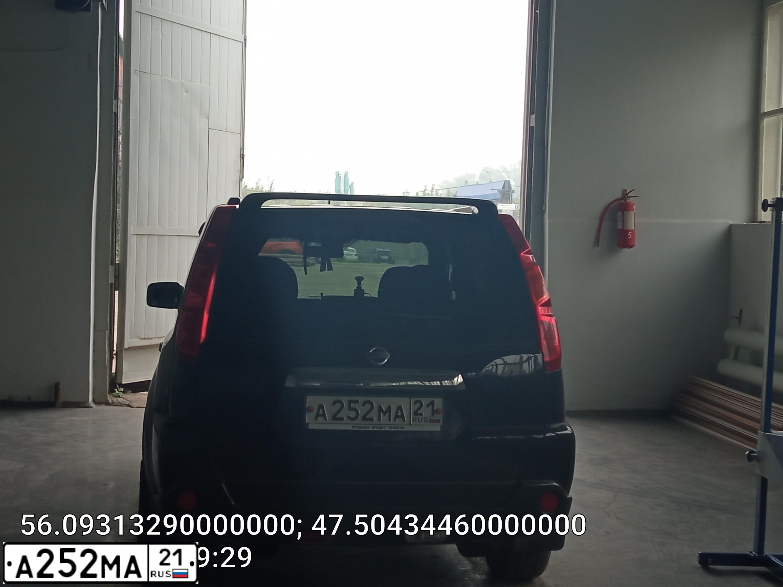Фото автомобиля NISSAN X-TRAIL, 2007 — госномер А252МА21. Цвет: ЧЕРНЫЙ