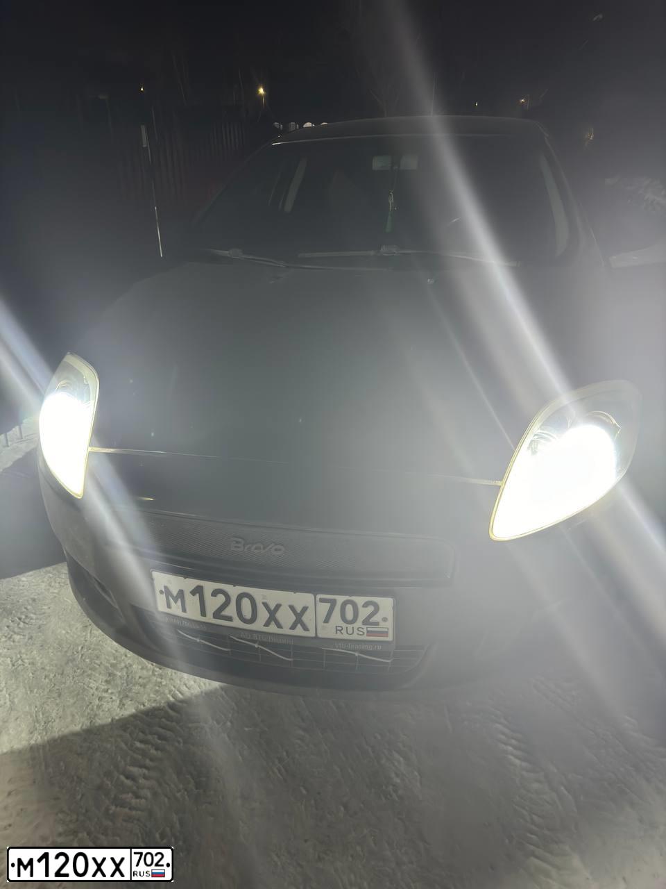 Фото автомобиля FIAT BRAVA / BRAVO, 2007 — госномер К792ТН186. Цвет: ЧЕРНЫЙ