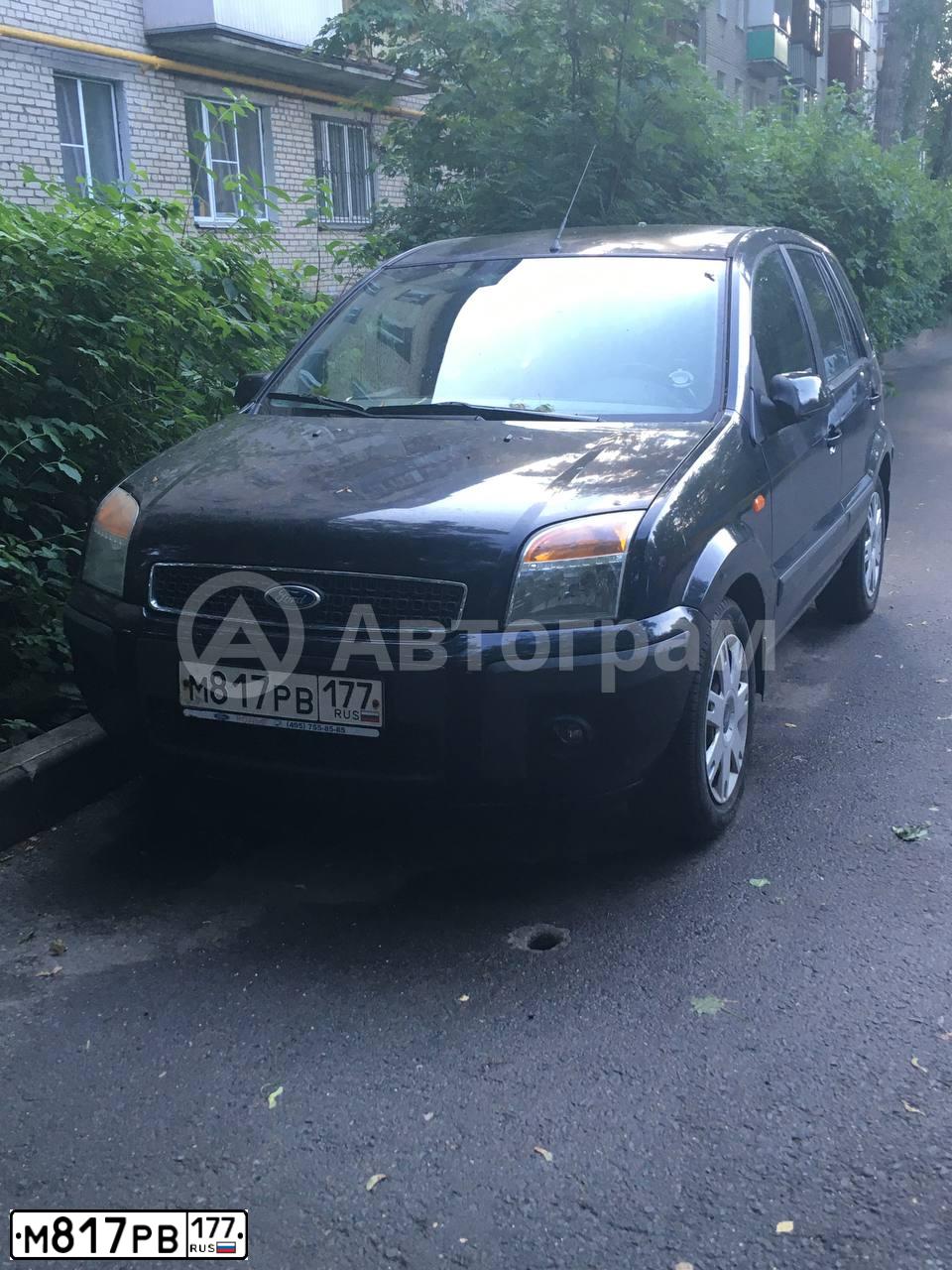 Фото автомобиля FORD FUSION, 2006 — госномер М817РВ177. Цвет: ЧЕРНЫЙ