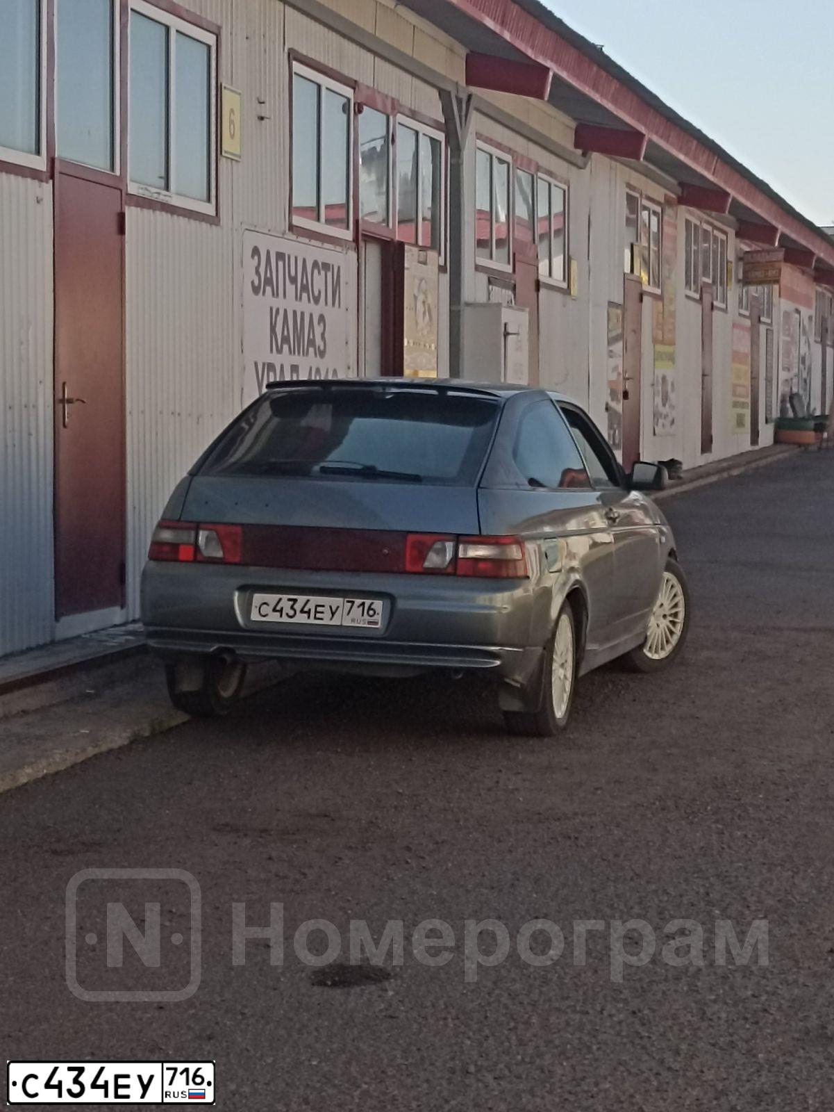 Фото автомобиля LADA 2112, 2007 — госномер С434ЕУ716. Цвет: средний серо-зеленый металлик